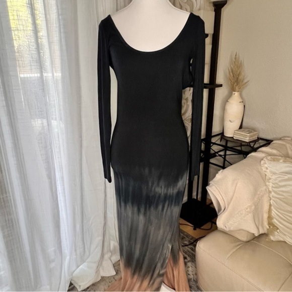 REVOLVE BLUE LIFE Open Back Tie Dye Maxi Dress Size XS - Picture 3 of 9